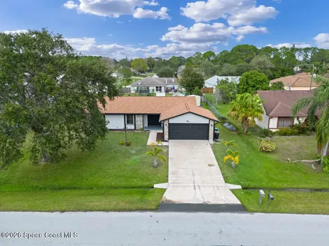 1519 Heartwellville Street NW Palm Bay FL 32907