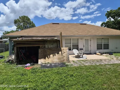 1296 Stone Street NW Palm Bay FL 32907
