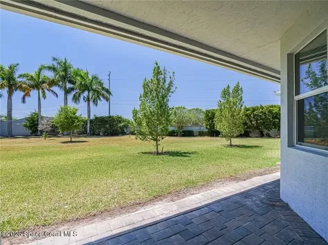 2529 Bella Vista Circle Vero Beach FL 32966
