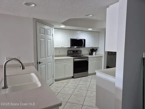 8921 Lake Drive Cape Canaveral FL 32920