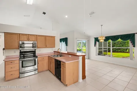 1230 Meadowbrook Road NE Palm Bay FL 32905