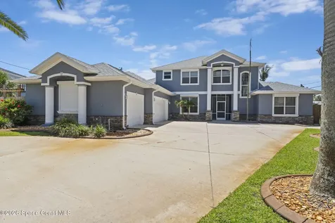 1866 Bel Court Indialantic FL 32903