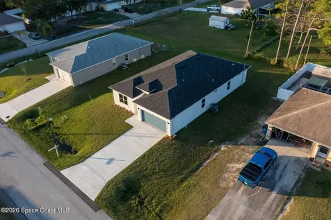 495 Harrison Street SW Palm Bay FL 32908