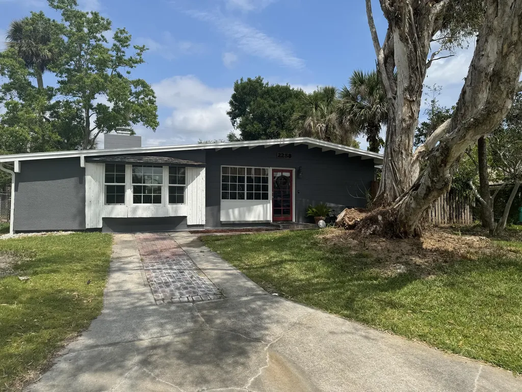 2258 Saint Dunston Lane Melbourne FL 32935