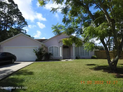 1208 Stadt Road NW Palm Bay FL 32907