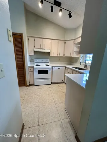 63 Ivy Lane Debary FL 32713