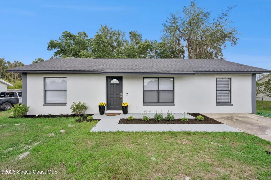 65 S Courtland Boulevard Deltona FL 32738
