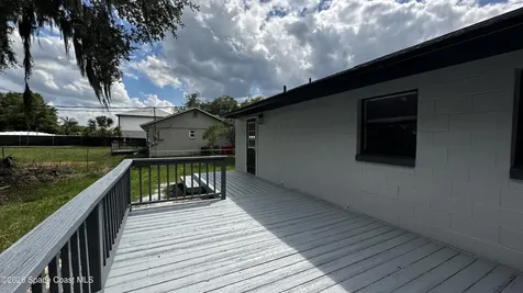 65 S Courtland Boulevard Deltona FL 32738