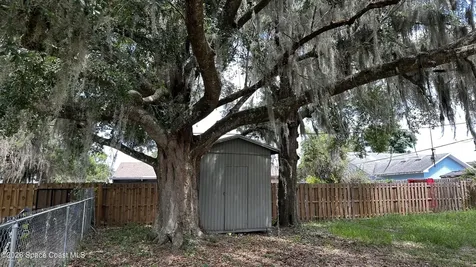 65 S Courtland Boulevard Deltona FL 32738