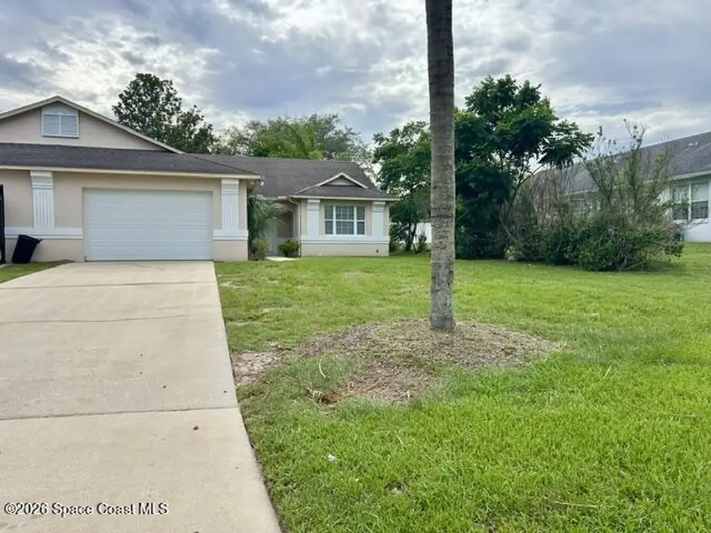 64 Bougainvillea Drive Debary FL 32713