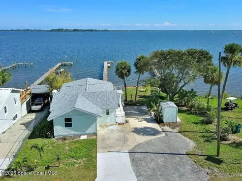 8855 U.s. 1 Micco FL 32976