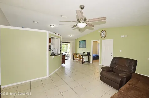 1470 SE Toy Street SE Palm Bay FL 32909