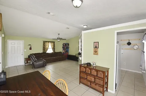 1470 SE Toy Street SE Palm Bay FL 32909
