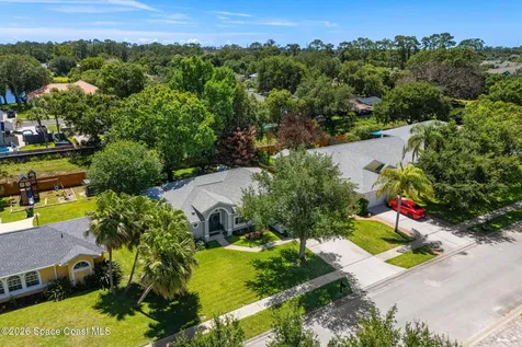 676 Sheridan Woods Drive Melbourne FL 32904