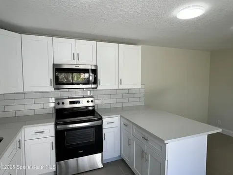 1717 Erin Court NE Palm Bay FL 32905
