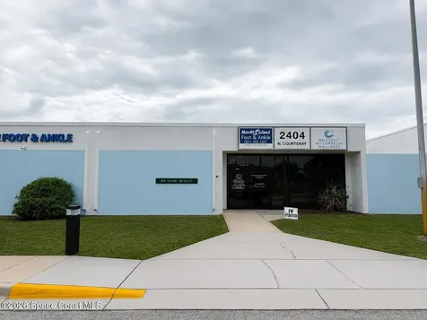 2404 N Courtenay Parkway Merritt Island FL 32953