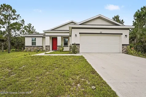 717 Sandpiper Street SW Palm Bay FL 32908