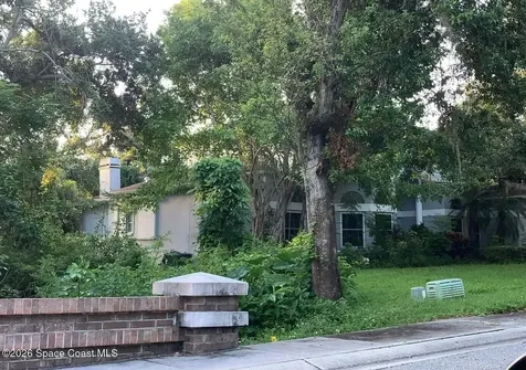 1931 Oakridge Court Clearwater FL 33763