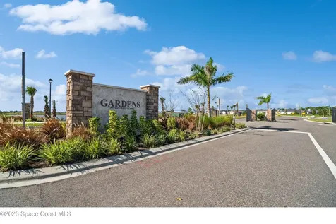 1109 Canfield Circle SE Palm Bay FL 32909