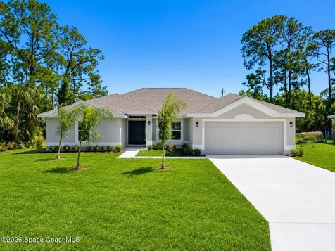 1015 Gulfport Road SE Palm Bay FL 32909