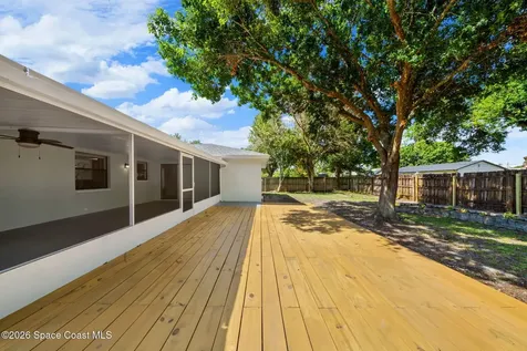 874 Tyrol Avenue NW Palm Bay FL 32907