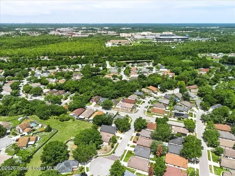 13774 Meadowpark Avenue Orlando FL 32826