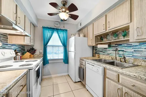 152 E East Colonial Court Indian Harbour Beach FL 32937