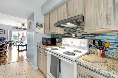152 E East Colonial Court Indian Harbour Beach FL 32937