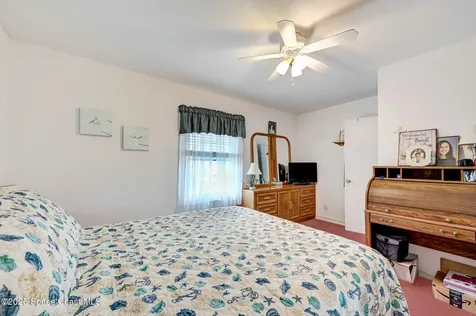 152 E East Colonial Court Indian Harbour Beach FL 32937