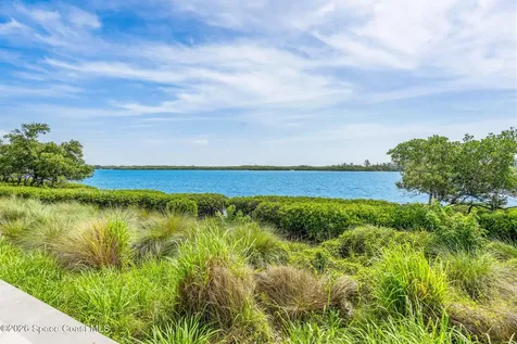 4842 S Harbor Drive Vero Beach FL 32967