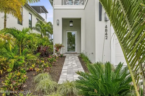 4842 S Harbor Drive Vero Beach FL 32967