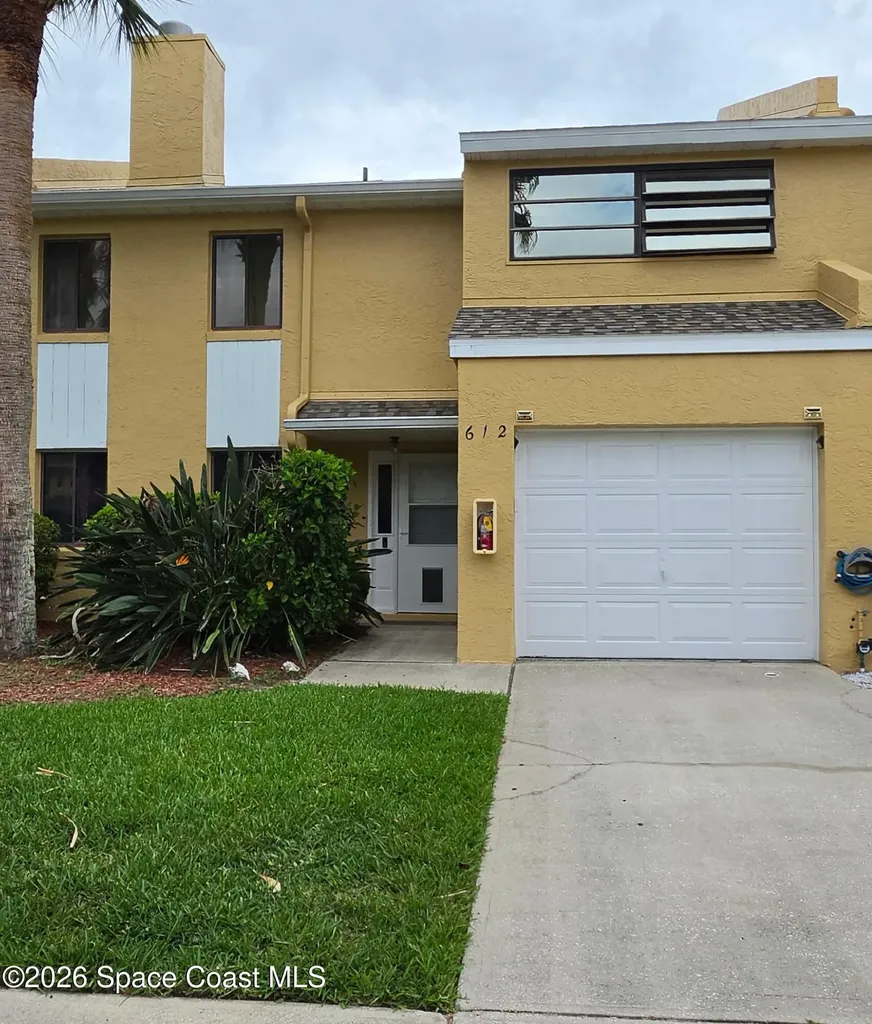 612 Cedar Side Circle NE Palm Bay FL 32905