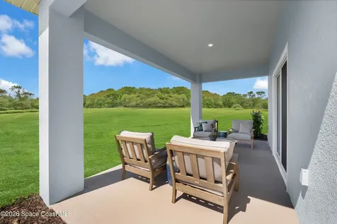907 Castleford Avenue NE Palm Bay FL 32905