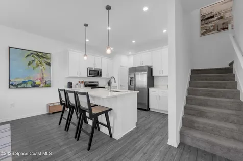 907 Castleford Avenue NE Palm Bay FL 32905