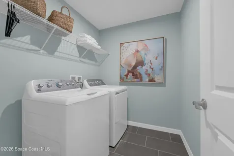 907 Castleford Avenue NE Palm Bay FL 32905