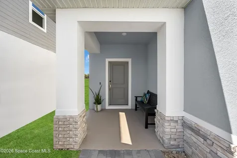 907 Castleford Avenue NE Palm Bay FL 32905