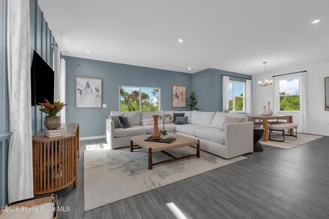 907 Castleford Avenue NE Palm Bay FL 32905