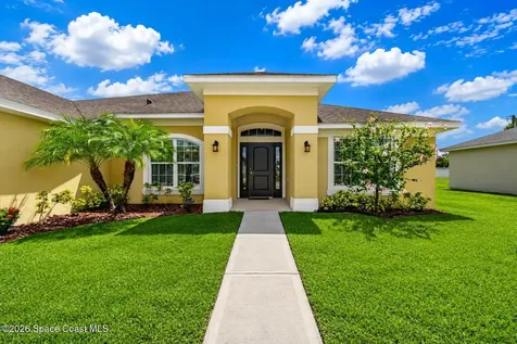 957 Le Baron Street SW Palm Bay FL 32908