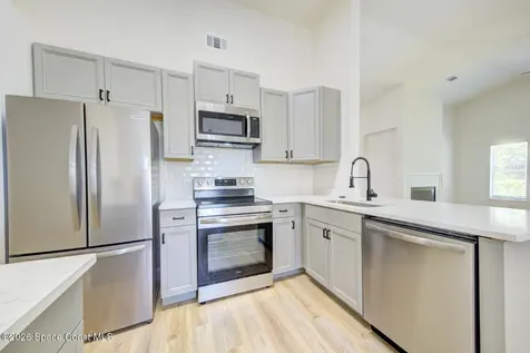6215 Grissom Parkway Cocoa FL 32927