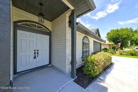 6215 Grissom Parkway Cocoa FL 32927