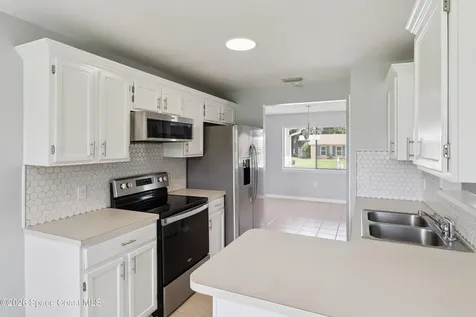940 Forest Street NE Palm Bay FL 32907