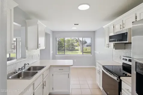 940 Forest Street NE Palm Bay FL 32907
