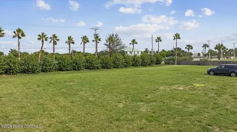 (multiple) Tanager Court Indialantic FL 32903