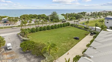 (multiple) Tanager Court Indialantic FL 32903