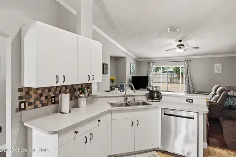 980 Pope Street NW Palm Bay FL 32907