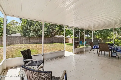 980 Pope Street NW Palm Bay FL 32907