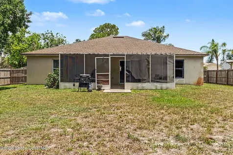 980 Pope Street NW Palm Bay FL 32907