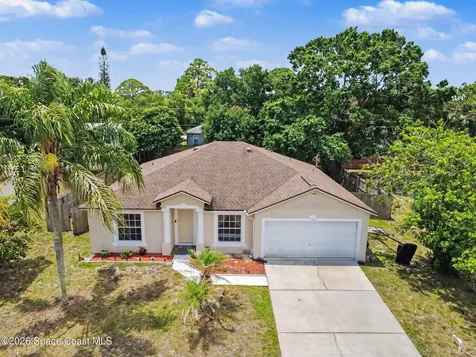 980 Pope Street NW Palm Bay FL 32907
