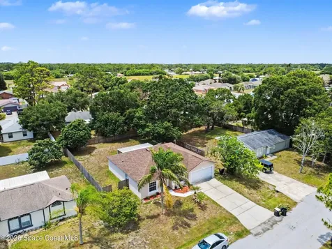 980 Pope Street NW Palm Bay FL 32907