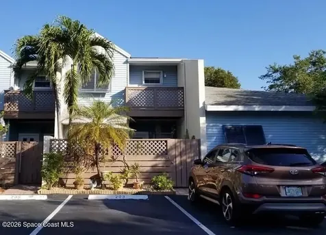 203 E Hemingway Circle Margate FL 33063